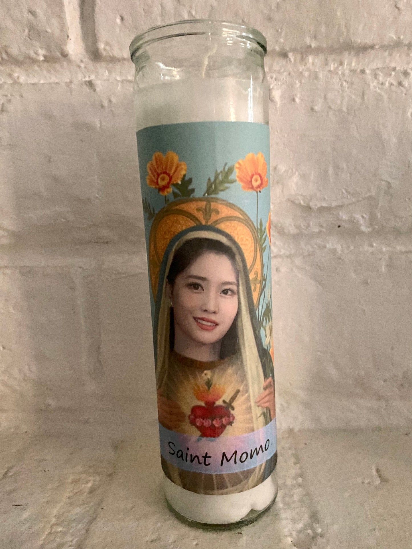 Celebrity Momo Candle